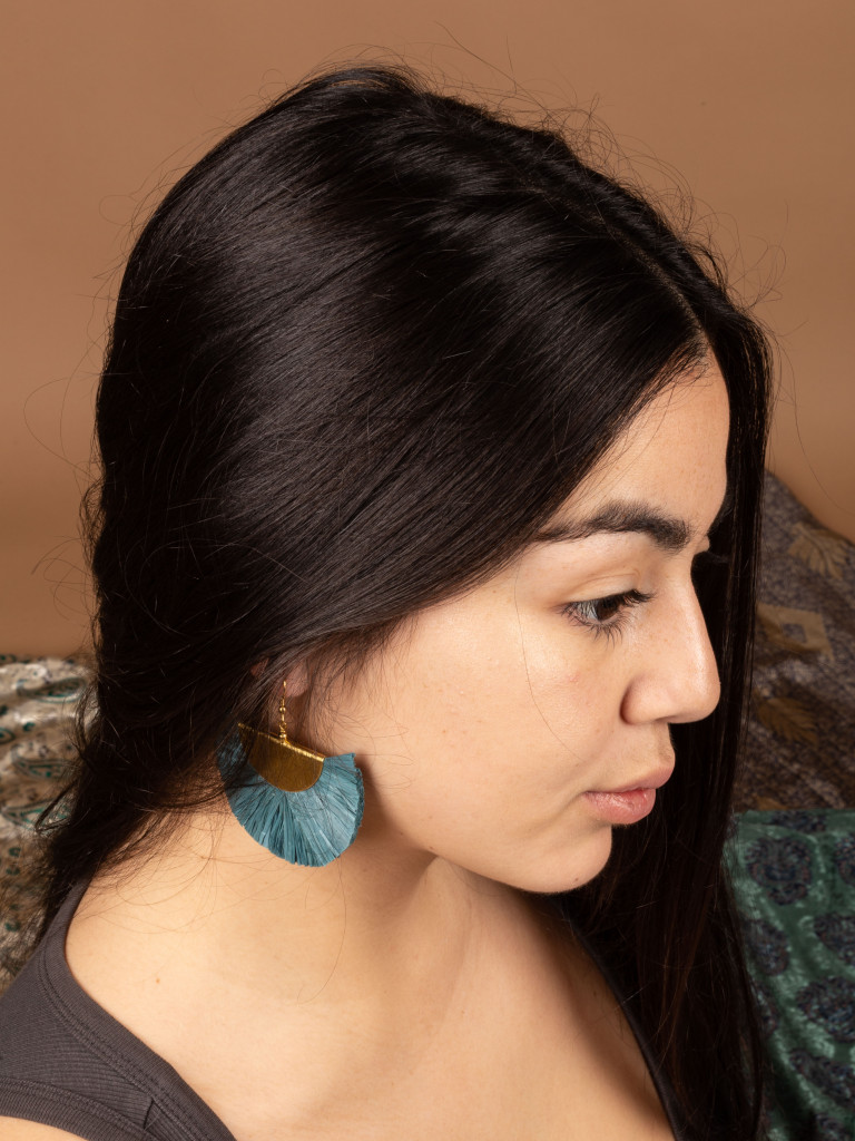 BLUE ABANICO EARRINGS