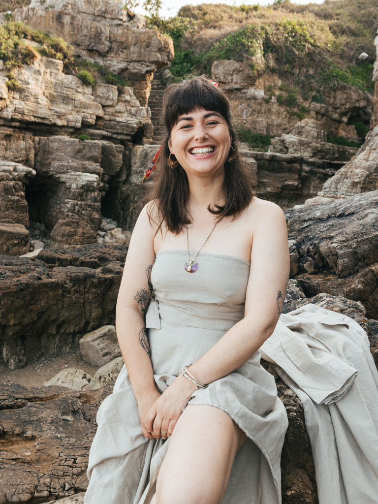 CONJUNTO FALDA + TOP + CHALECO...