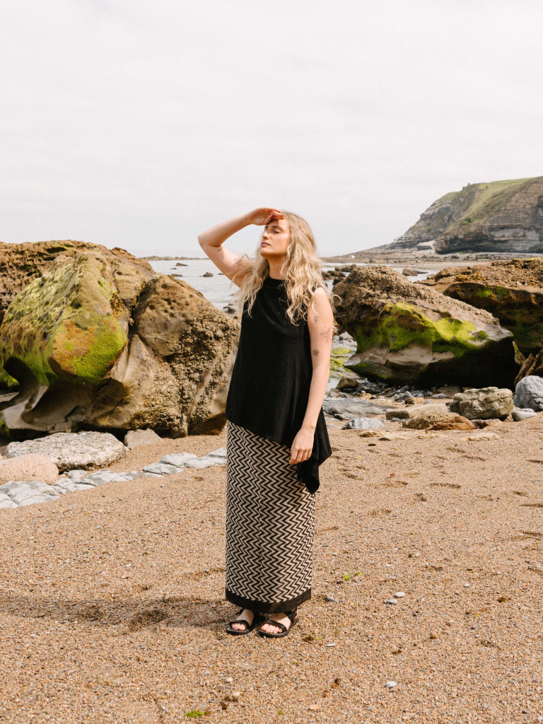 PAREO JAVAI HANDBLOCK 08