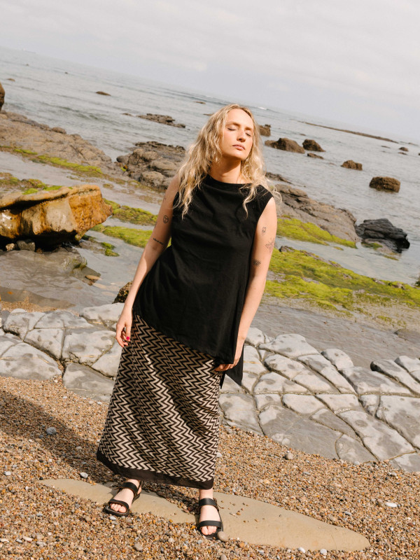 ASY METRIC BLACK SHIRT 2