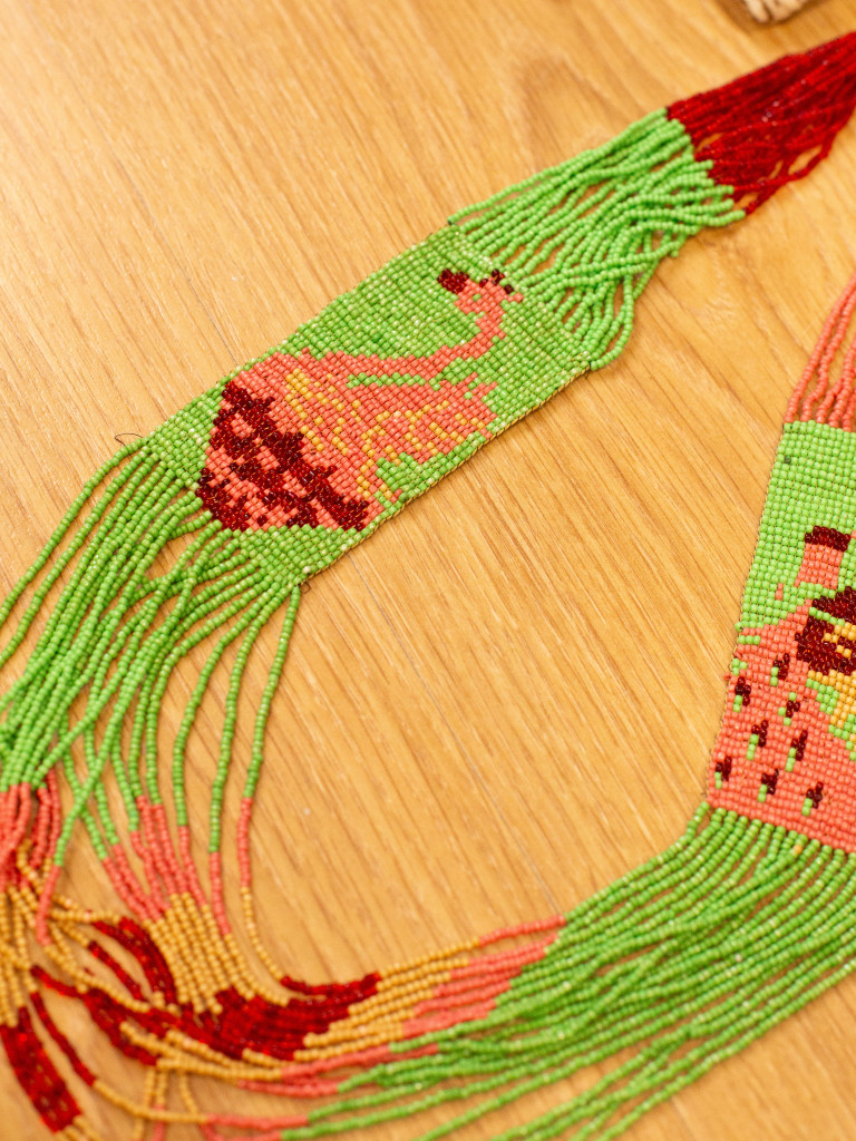 COLLAR CANTO TRIBAL 08