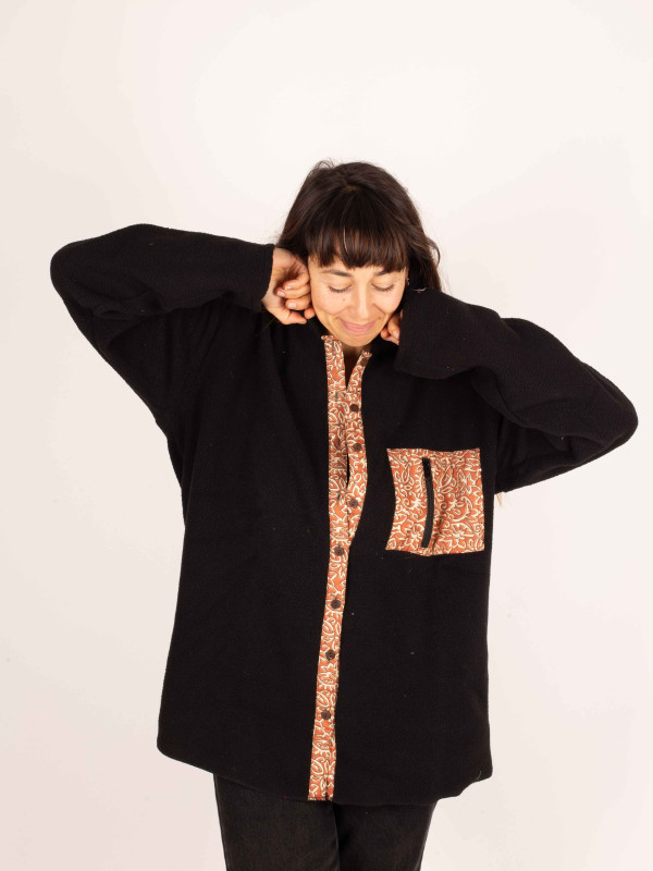 URRIELLU BLACK SHIRT 06