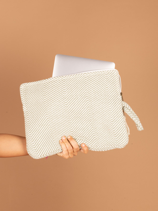 NATURAL WHEAT COMPUTER CASE 01 2