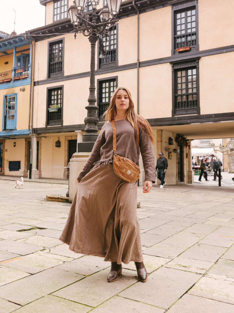 BROWN CALIZA PULLOVER