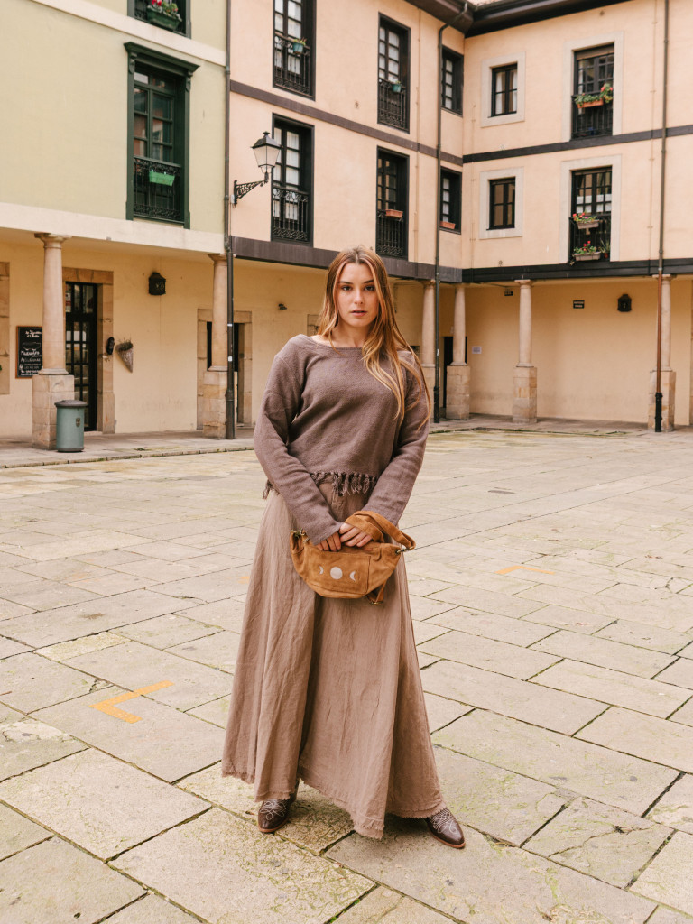 BROWN CALIZA PULLOVER