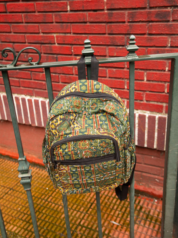MOCHILA RECYCLED KANTHA 03