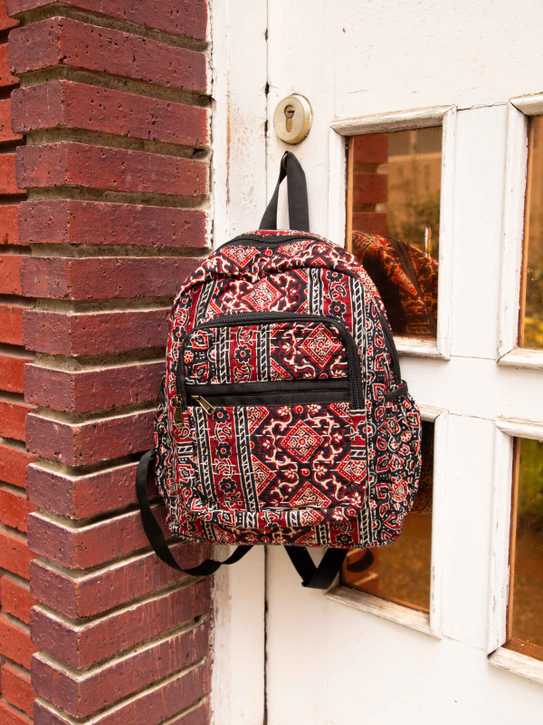 MOCHILA RECYCLED KANTHA 07