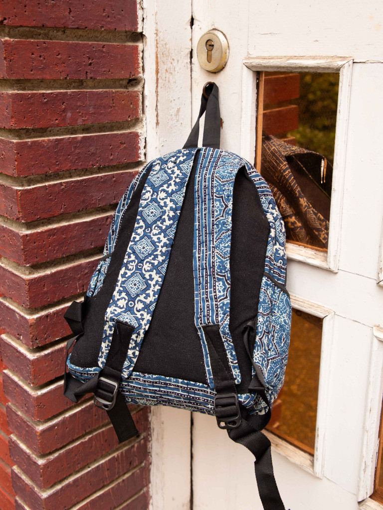 MOCHILA RECYCLED KANTHA 08