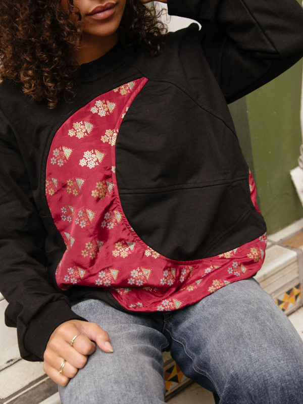 SUN AND MOON BLACK SWEATSHIRT 02 2