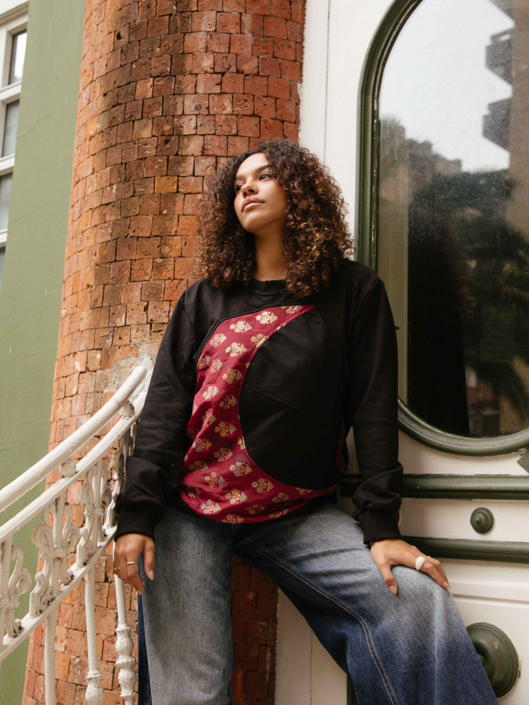 SUDADERA SOL Y LUNA BLACK 02