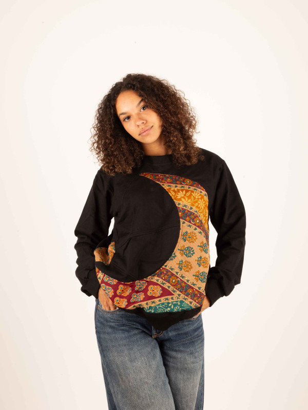 SUN AND MOON BLACK SWEATSHIRT 010