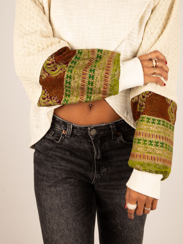 OPENING HEART SWEATSHIRT WHITE 07 2