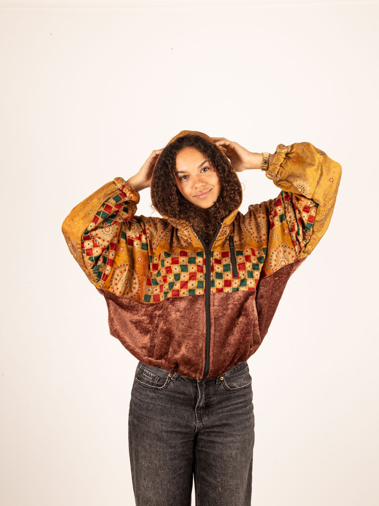 RIAÑO TEDDY HOODED JACKET CHOCOLAT 07