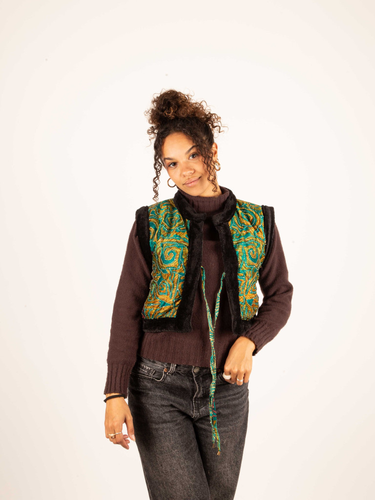 TEDDY KIRAT VEST  02