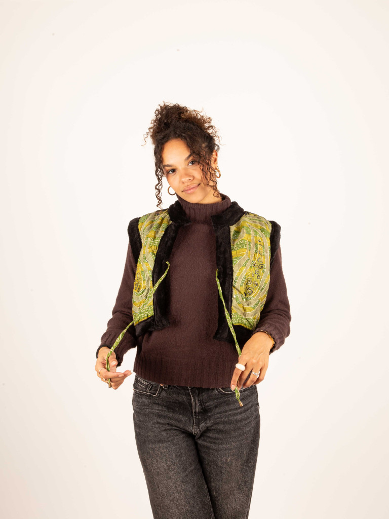 TEDDY KIRAT VEST  03