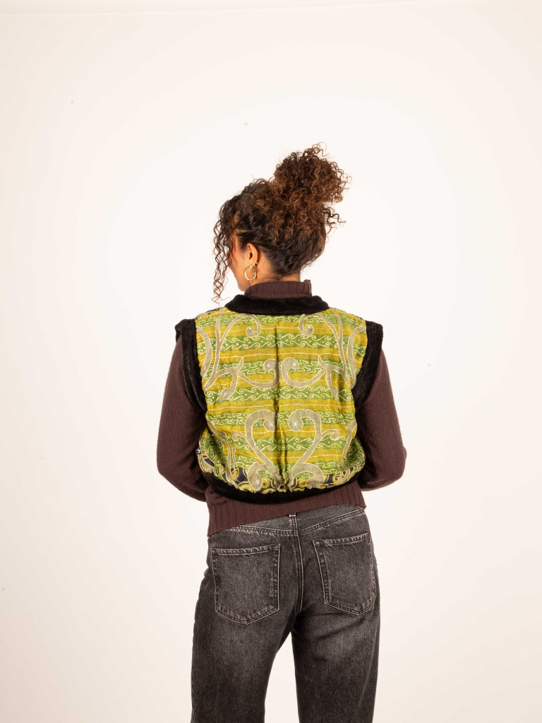 TEDDY KIRAT VEST  03