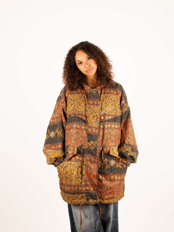 AGUA SAGRADA RAINCOAT 09