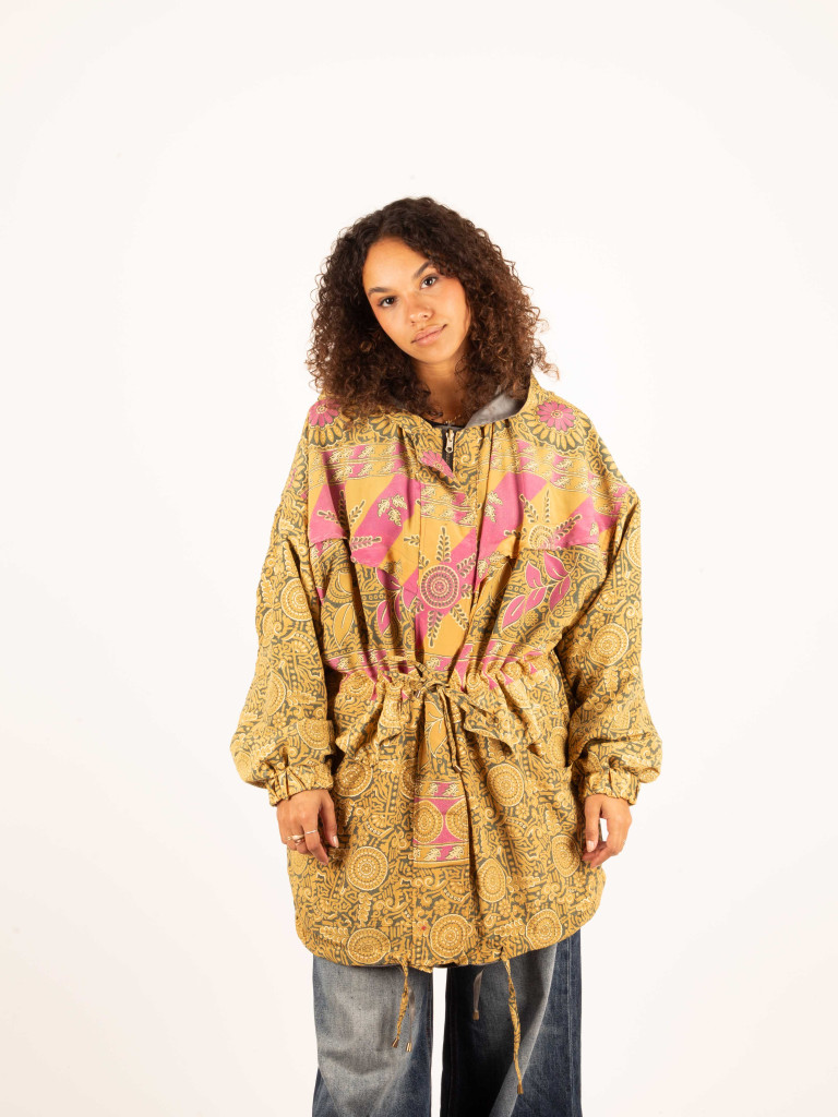 AGUA SAGRADA RAINCOAT 010