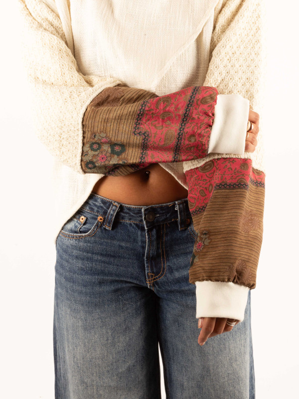 OPENING HEART SWEATSHIRT WHITE 011 2