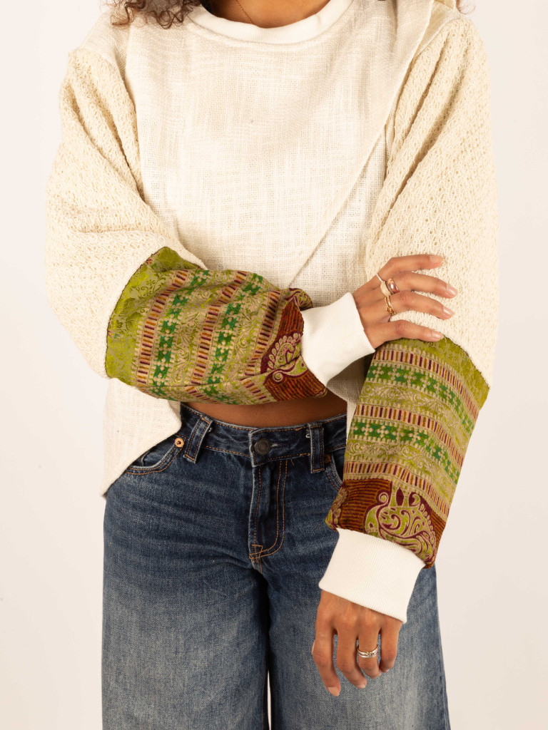 OPENING HEART SWEATSHIRT WHITE 012