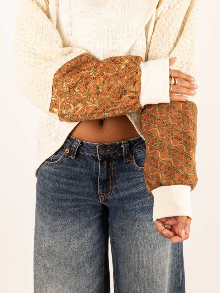 OPENING HEART SWEATSHIRT WHITE 014