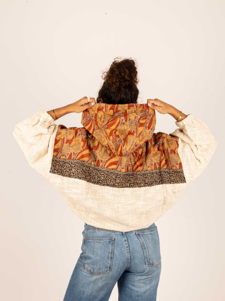 CUERA WHITE HOODIE 04