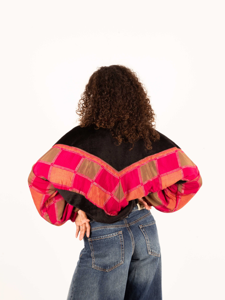 CHAQUETA RIAÑO TEDDY CROP BLACK 81