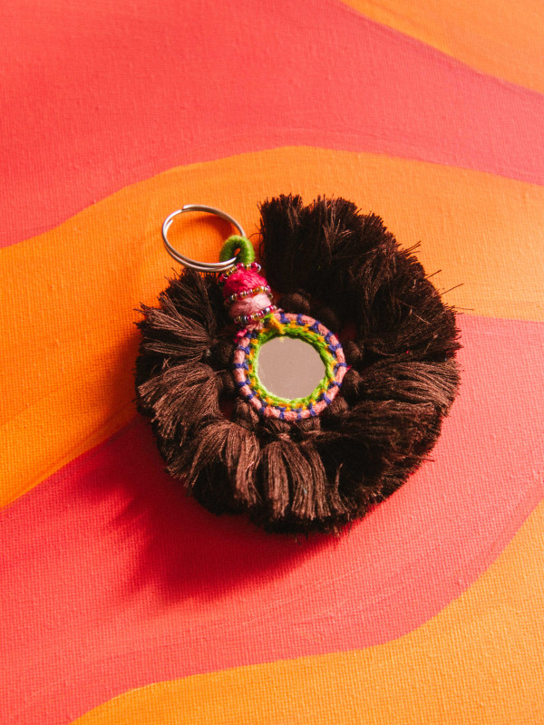 ESPEJITO MÁGICO KEYRING BROWN