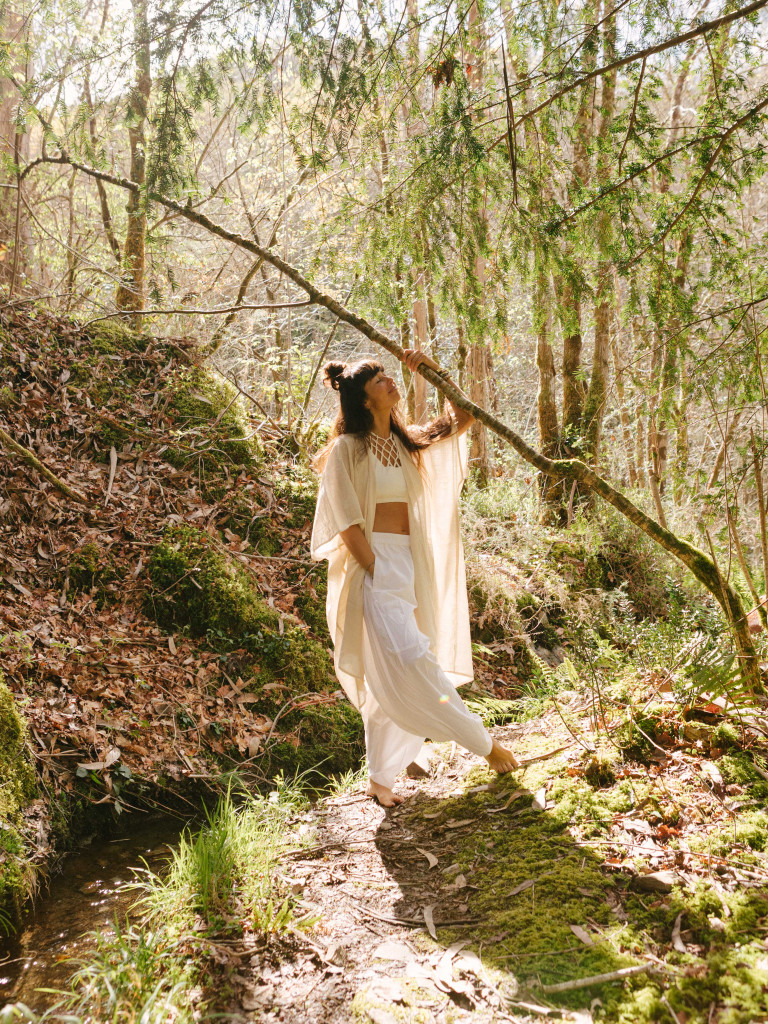 CALILLA WHITE KIMONO