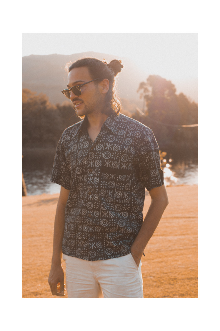 CAMISA UNISEX RUNAS