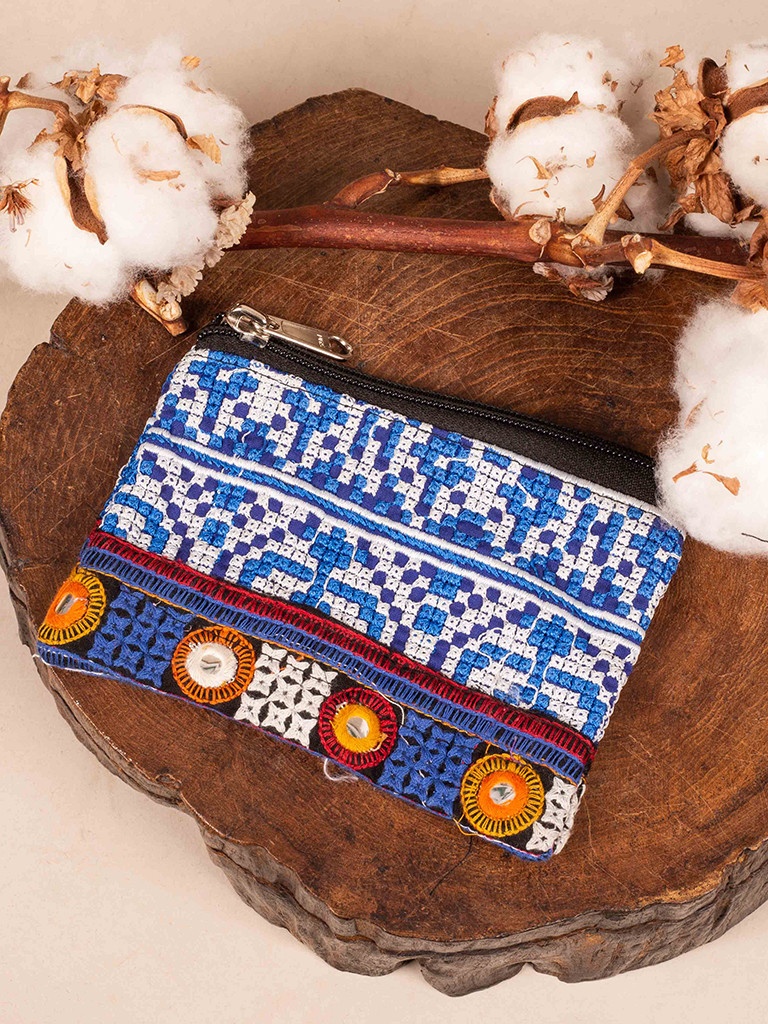 TREASURE PURSE 22