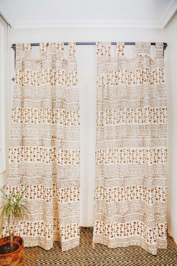 SET DOS CORTINAS OM NAMAH SHIVAYA