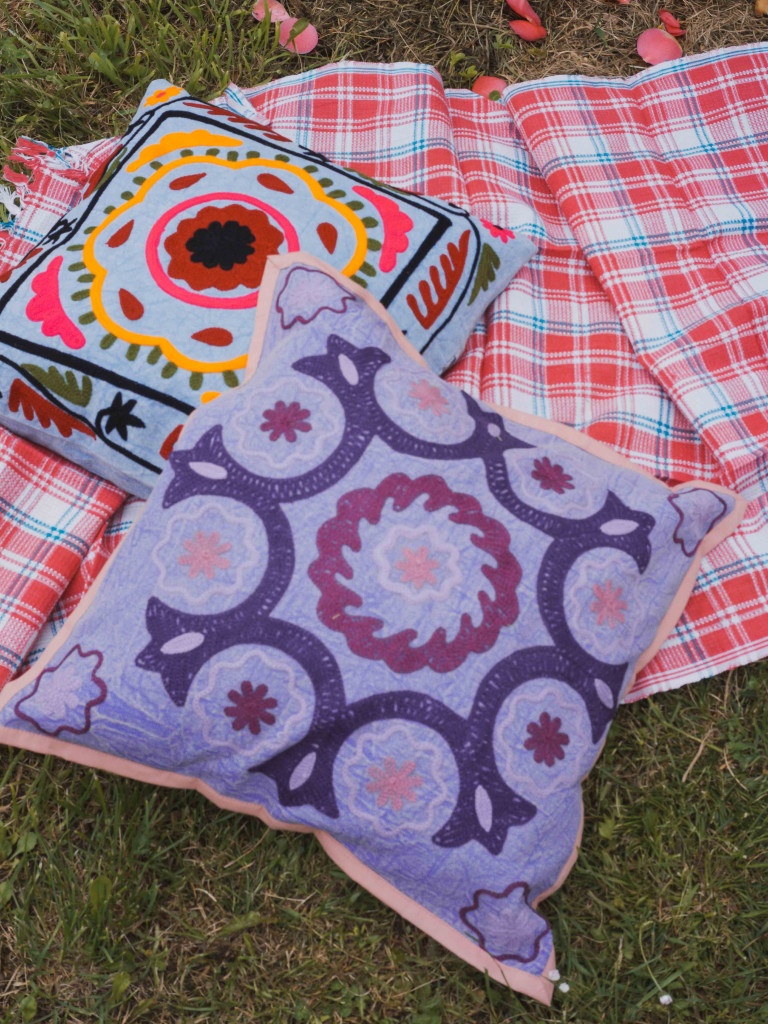 LABBIR CUSHION COVER 02