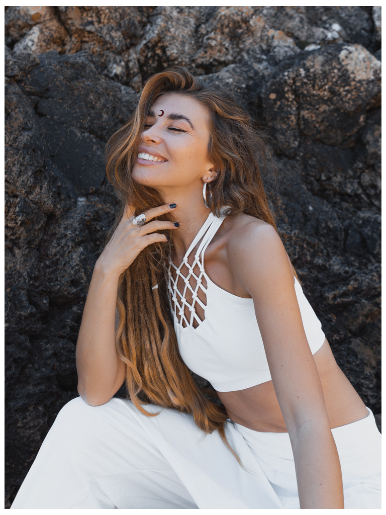 WHITE MACRAMÉ TOP