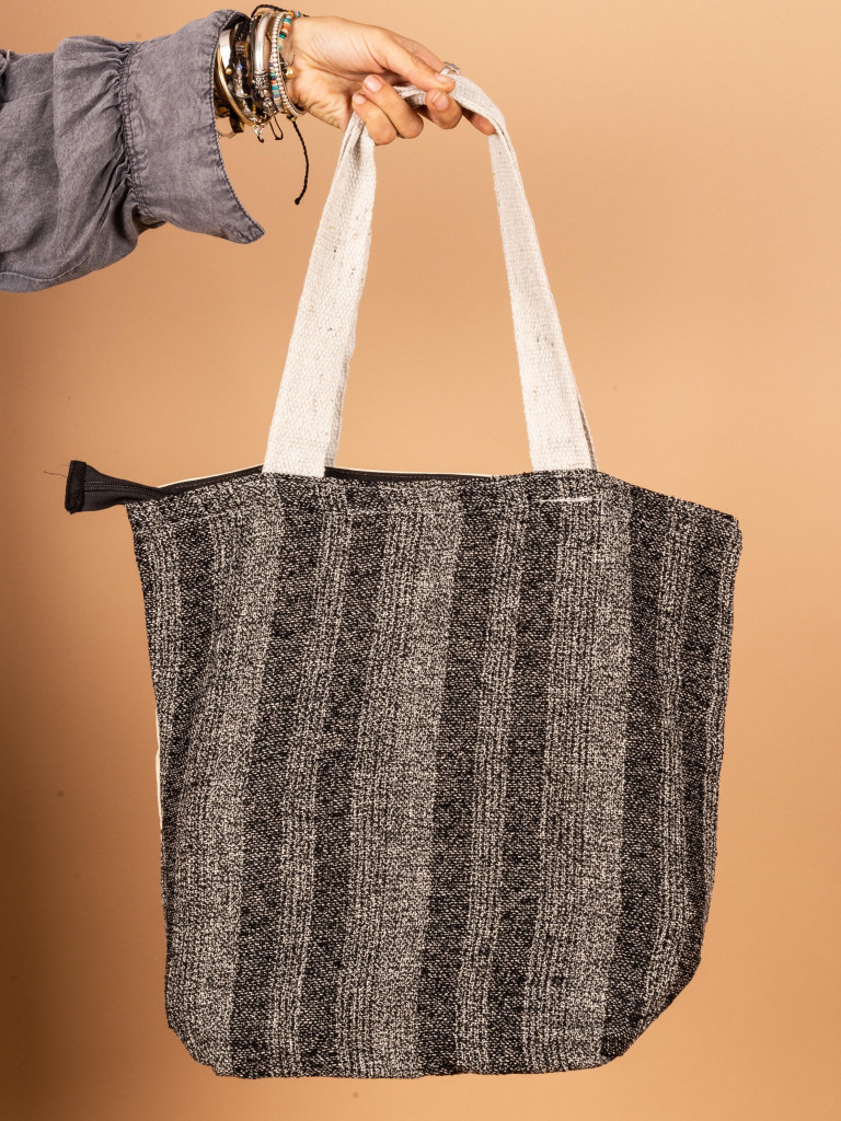 SAMBURU TOTEBAG / BAG 01