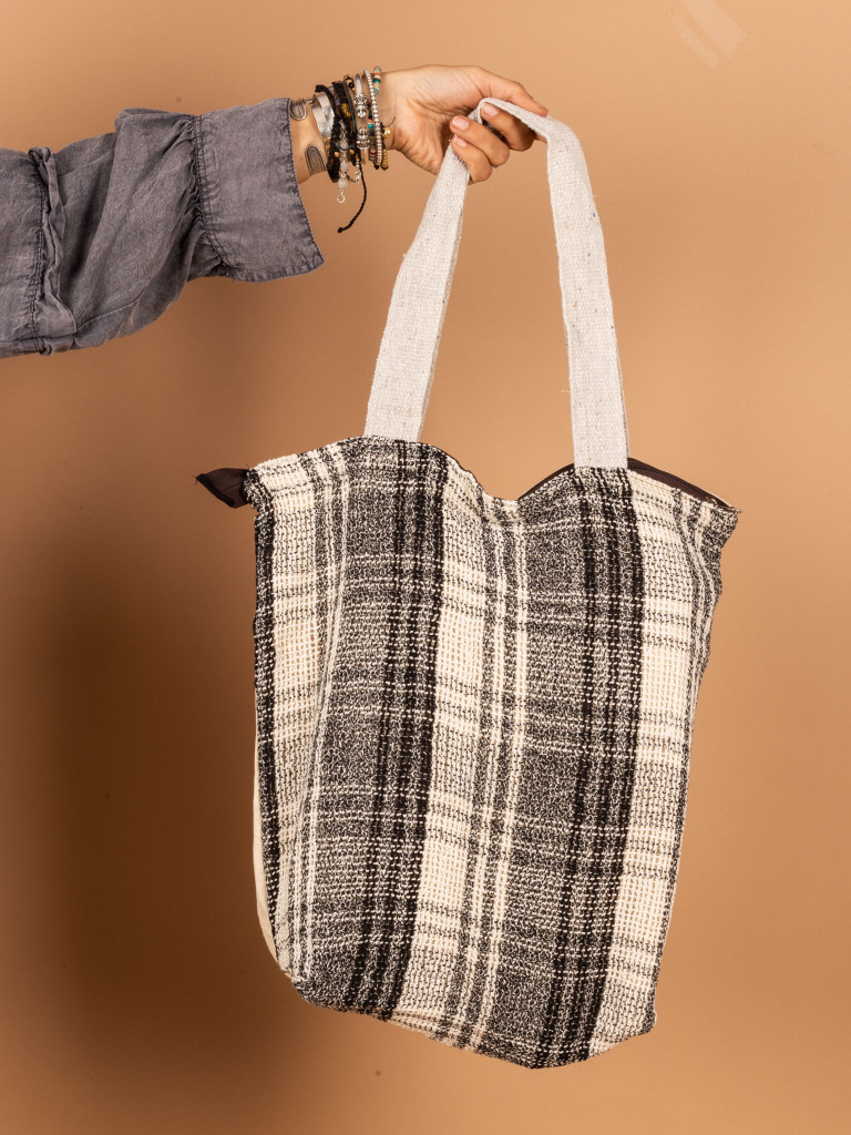 SAMBURU TOTEBAG / BAG 03