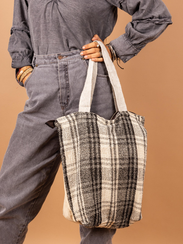 TOTEBAG / BOLSO SAMBURU 03