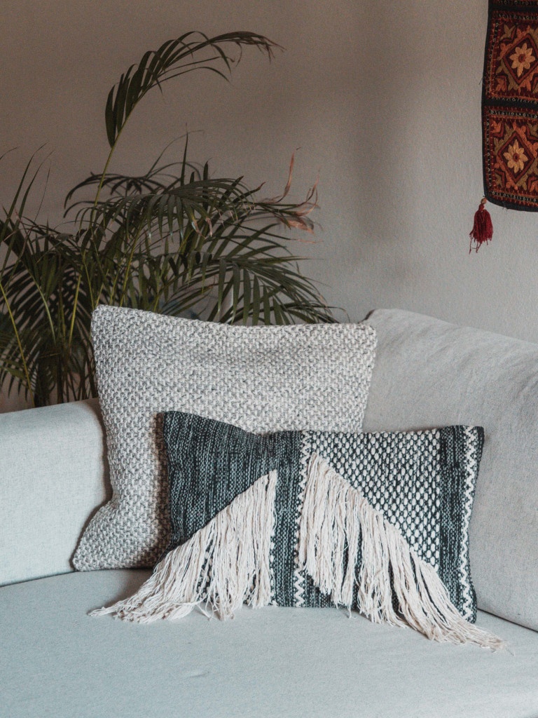 MATHURA CUSHION COVER