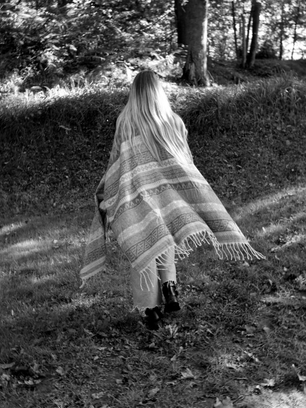 COPAL BEIGE PONCHO 2