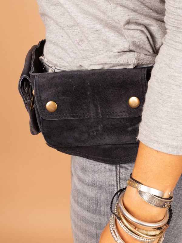 GLOBETROTTING  NAVY BLUE FANNY PACK 2