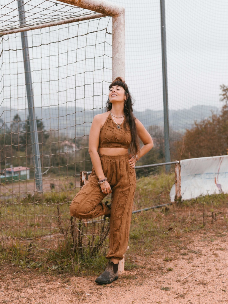 MOVIMIENTO BROWN TSHIRT