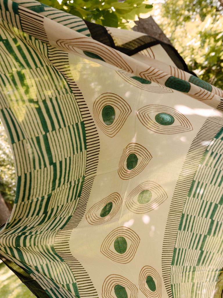 PAREO JAVAI HANDBLOCK 014