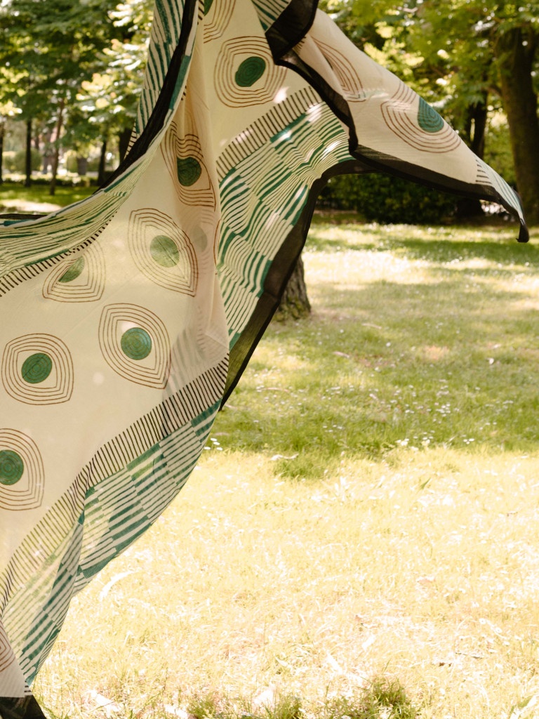 PAREO JAVAI HANDBLOCK 014