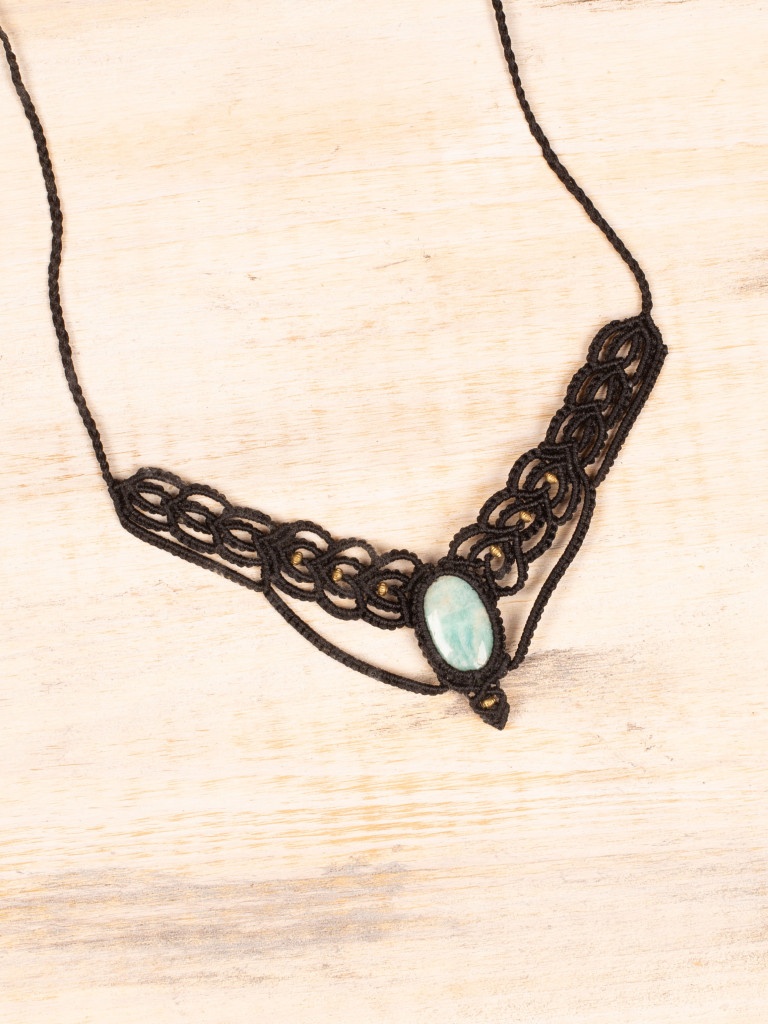 MACRAMÉ NECKLACE 18