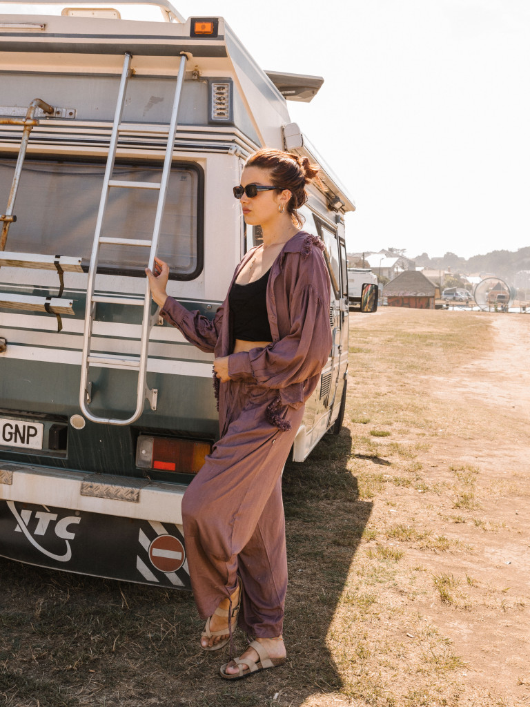 CONJUNTO ES CAVALLET BURDEOS CAMISA +...